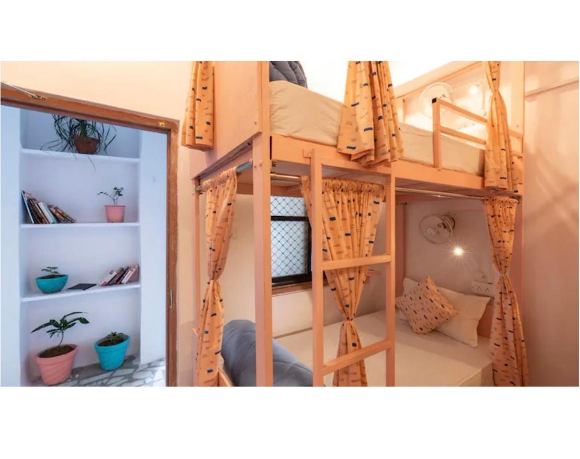 Unplanned Hostel Udaipur Dış mekan fotoğraf